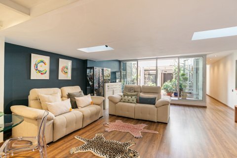 Lägenhet till salu i Barcelona, Spanien 3 sovrum, Nr. 140987 - foto 5