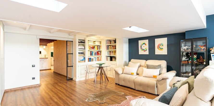 Lägenhet i Barcelona, Spanien 3 sovrum, Nr. 140987