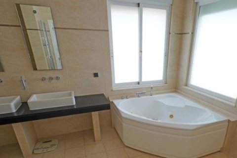 Villa till salu Altea, Alicante, Spanien 4 sovrum,  Nr. 133304 - foto 21
