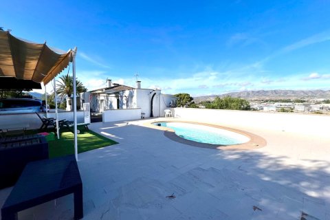 Huvila myytävänä Elda, Alicante, Espanja, 4 makuuhuonetta, 300 m2 No. 144564 - kuva 20