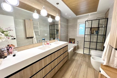 Huvila myytävänä Elda, Alicante, Espanja, 4 makuuhuonetta, 300 m2 No. 144564 - kuva 4