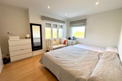 Huvila myytävänä Elda, Alicante, Espanja, 4 makuuhuonetta, 300 m2 No. 144564 - kuva 19