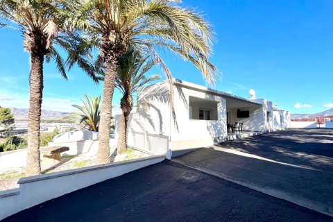 Huvila myytävänä Elda, Alicante, Espanja, 4 makuuhuonetta, 300 m2 No. 144564 - kuva 1