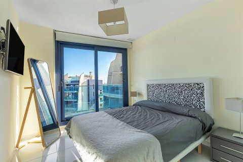 Apartament w Punta Prima, Alicante, Hiszpania 2 sypialnie, 175 mkw. nr 144565 – zdjęcie 18