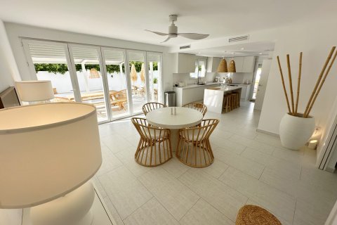 Huvila myytävänä Mar Menor Golf Resort, Murcia, Espanja, 4 makuuhuonetta,  No. 144562 - kuva 3