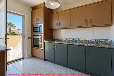 Huvila myytävänä Rojales, Alicante, Espanja, 4 makuuhuonetta, 160 m2 No. 144568 - kuva 5