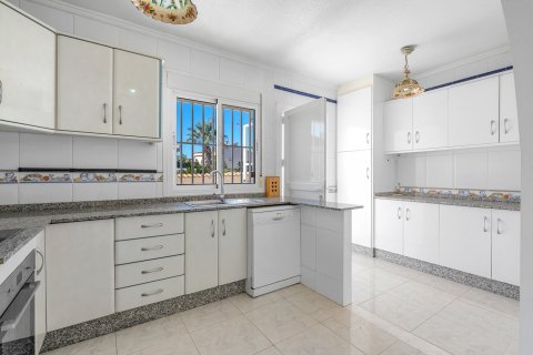 Huvila myytävänä Rojales, Alicante, Espanja, 4 makuuhuonetta, 160 m2 No. 144568 - kuva 28