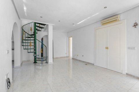 Huvila myytävänä Rojales, Alicante, Espanja, 4 makuuhuonetta, 160 m2 No. 144568 - kuva 26