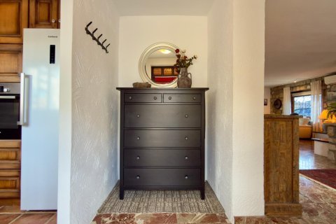 Villa zum Verkauf in La Nucia, Alicante, Spanien 3 Schlafzimmer, 250 m2 Nr. 140432 - Foto 15