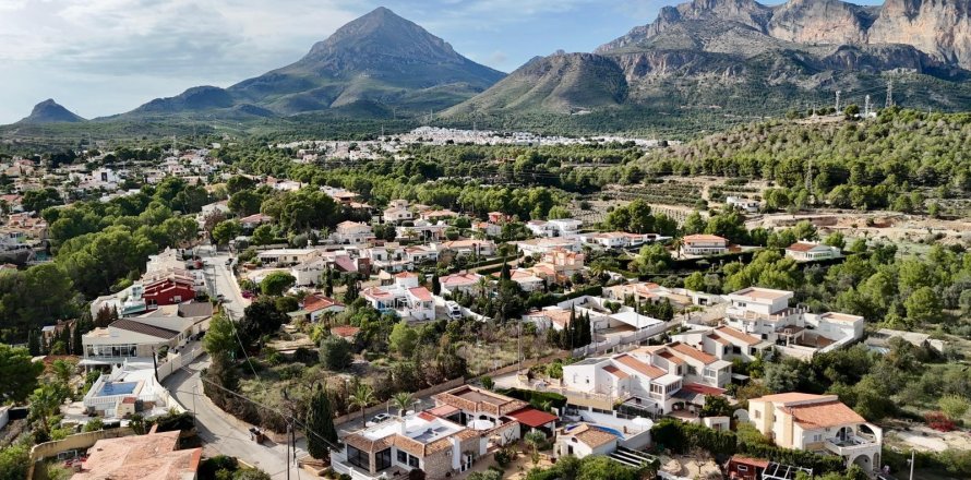 Villa in La Nucia, Alicante, Spanien 3 Schlafzimmer, 250 m2 Nr. 140432