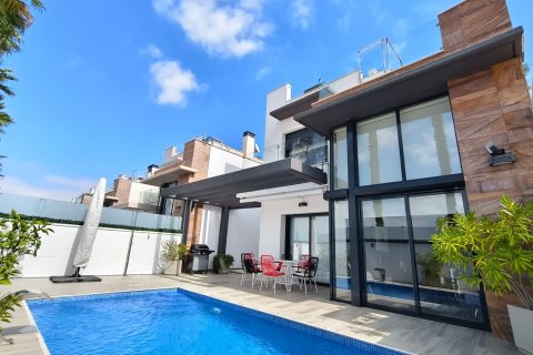 Villa zum Verkauf Cabo Roig, Alicante, Spanien 3 Schlafzimmer, 110 m2 Nr. 138871 - Foto 1