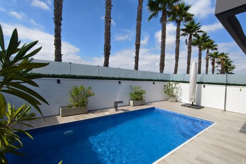 Villa zum Verkauf Cabo Roig, Alicante, Spanien 3 Schlafzimmer, 110 m2 Nr. 138871 - Foto 2
