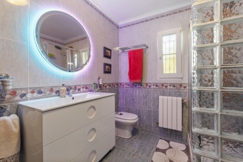 Villa à vendre à Los Balcones, Alicante, Espagne, 3 chambres, 257 m2 No. 138869 - photo 20