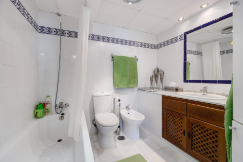 Huoneisto myytävänä Torrevieja, Alicante, Espanja, 2 makuuhuonetta, 64 m2 No. 146189 - kuva 19