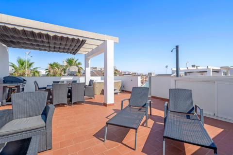 Apartament w Punta Prima, Alicante, Hiszpania 2 sypialnie, 63 mkw. nr 146193 – zdjęcie 24