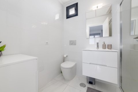 Villetta a schiera in vendita a Villamartin, Alicante, Spagna 3 camere da letto, 134 mq. N° 146190 - foto 14