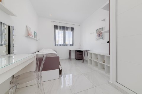 Villetta a schiera in vendita a Villamartin, Alicante, Spagna 3 camere da letto, 134 mq. N° 146190 - foto 13