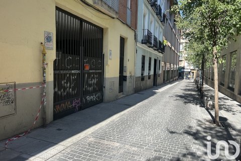 Pysäköinti myytävänä Madrid, Espanja , 10 m2 No. 185764 - kuva 11