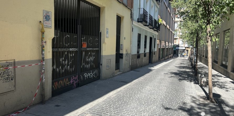Pysäköinti Madrid, Espanja 10 m2 No. 185764