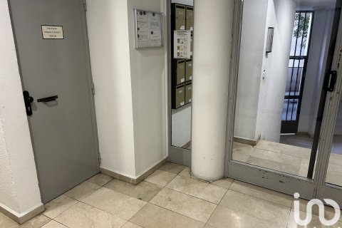 Pysäköinti myytävänä Madrid, Espanja , 10 m2 No. 185764 - kuva 13