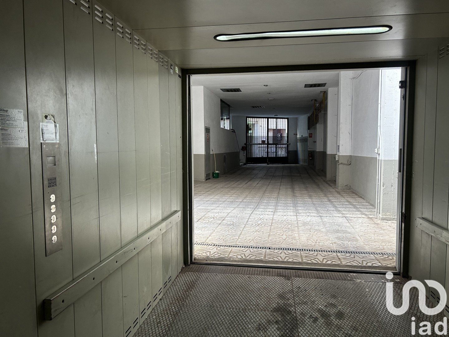 Parking à Madrid, Espagne 10 m2 No. 185764