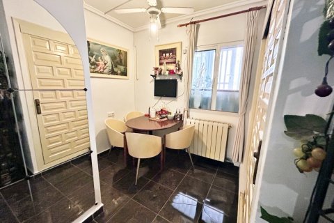 Продажа виллы в Сьюдад Кесада, Аликанте, Испания 4 спальни, 206м2 №118995 - фото 10