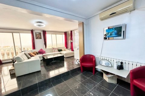 Продажа виллы в Сьюдад Кесада, Аликанте, Испания 4 спальни, 206м2 №118995 - фото 7