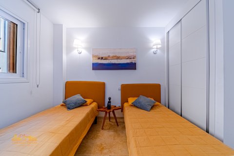 Apartment for sale Punta Prima, Alicante, Spain 3 bedrooms, 115 sq.m. No. 118992 - photo 24