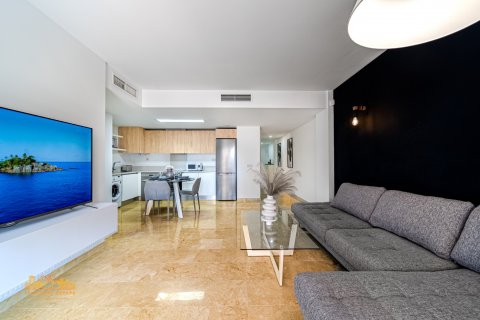 Apartment for sale Punta Prima, Alicante, Spain 3 bedrooms, 115 sq.m. No. 118992 - photo 1