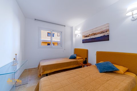 Apartment for sale Punta Prima, Alicante, Spain 3 bedrooms, 115 sq.m. No. 118992 - photo 23