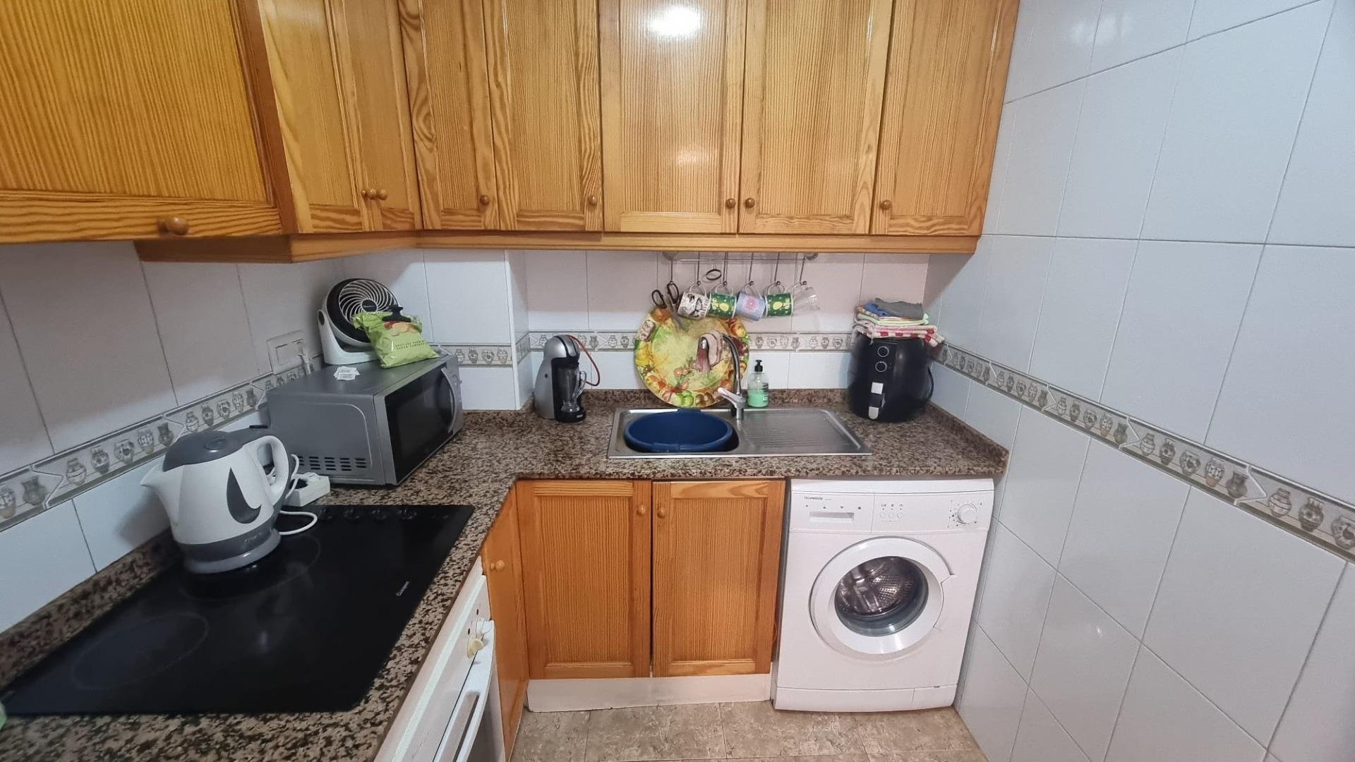 Appartamento a Torrevieja, Alicante, Spagna 2 camere da letto, 58 mq. N° 182886