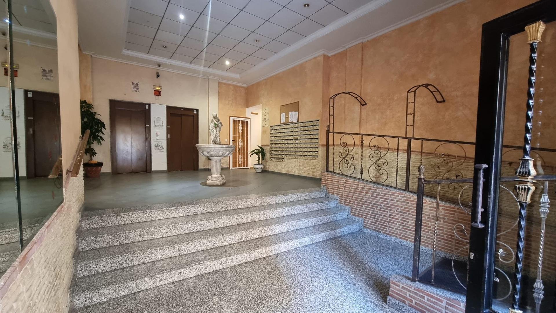 Appartamento a Torrevieja, Alicante, Spagna 2 camere da letto, 58 mq. N° 182886