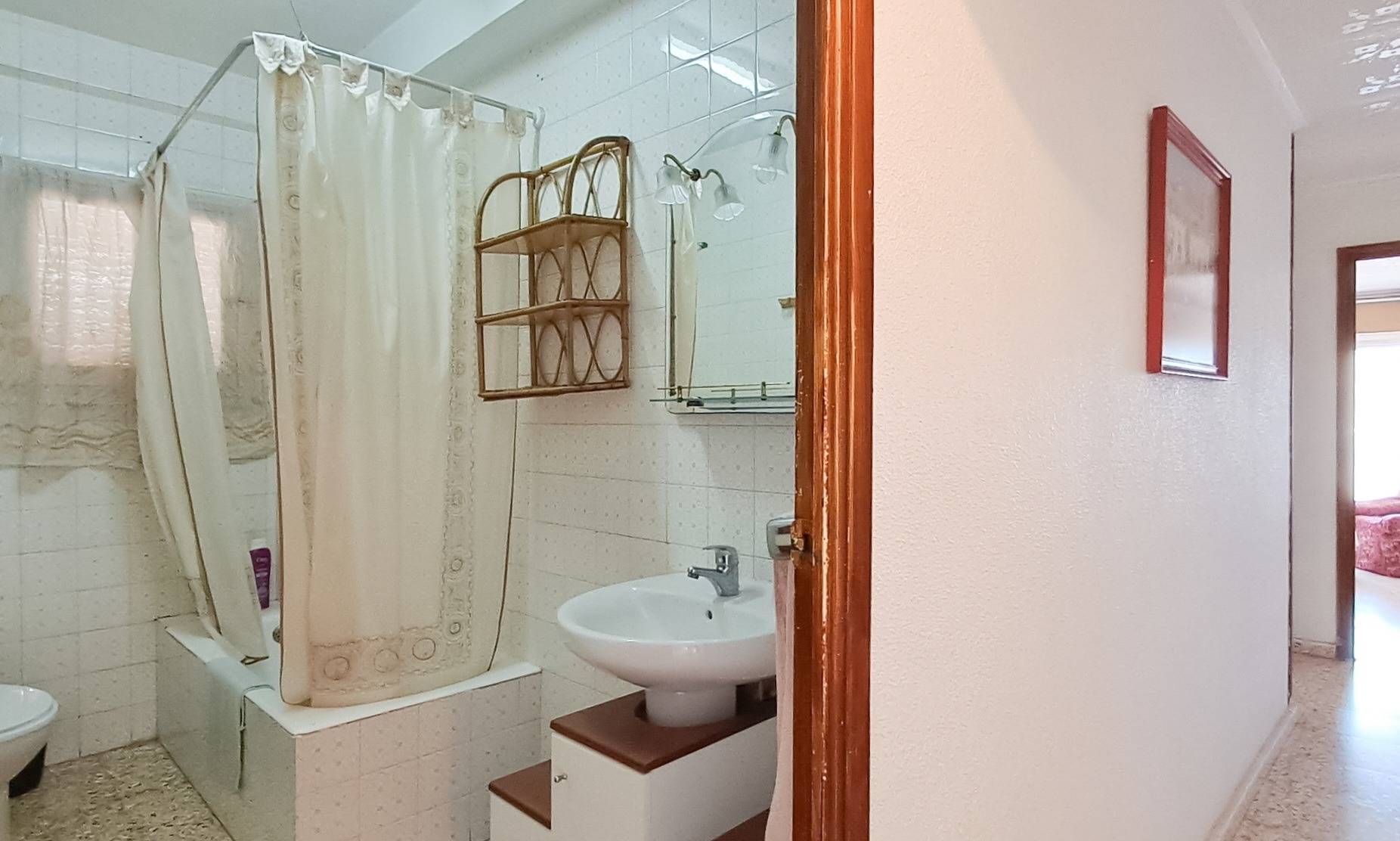 Kattohuoneisto Torrevieja, Alicante, Espanja 3 makuuhuonetta, 119 m2 No. 182887