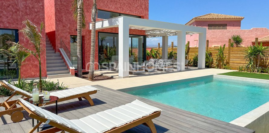 Villa in Cuevas del Almanzora, Almeria, Spain 4 bedrooms, 171 sq.m. No. 107593