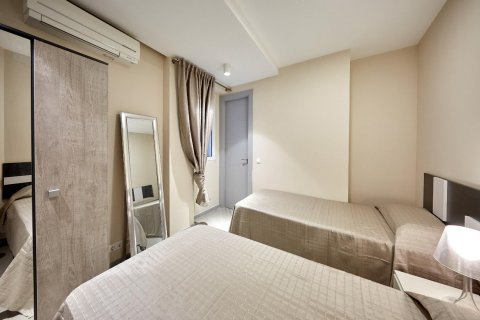 Apartment for rent Alicante, Spain 2 bedrooms, 89 sq.m. No. 116910 - photo 21