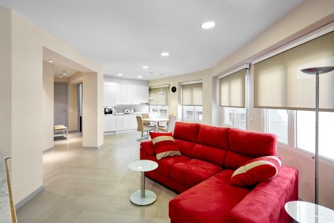 Apartment for rent Alicante, Spain 2 bedrooms, 89 sq.m. No. 116910 - photo 3