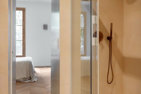 Huoneisto myytävänä Barcelona, Espanja, 3 makuuhuonetta, 157 m2 No. 152850 - kuva 30