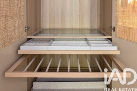 Huoneisto myytävänä Barcelona, Espanja, 3 makuuhuonetta, 157 m2 No. 152850 - kuva 27