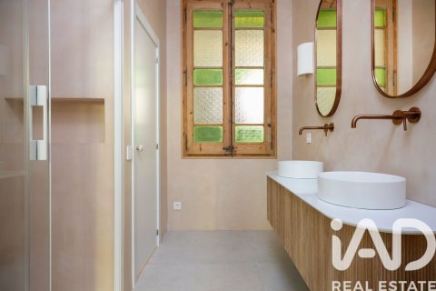 Huoneisto myytävänä Barcelona, Espanja, 3 makuuhuonetta, 157 m2 No. 152850 - kuva 28