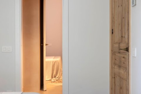 Huoneisto myytävänä Barcelona, Espanja, 3 makuuhuonetta, 157 m2 No. 152850 - kuva 22