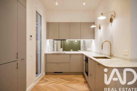 Huoneisto myytävänä Barcelona, Espanja, 3 makuuhuonetta, 157 m2 No. 152850 - kuva 5