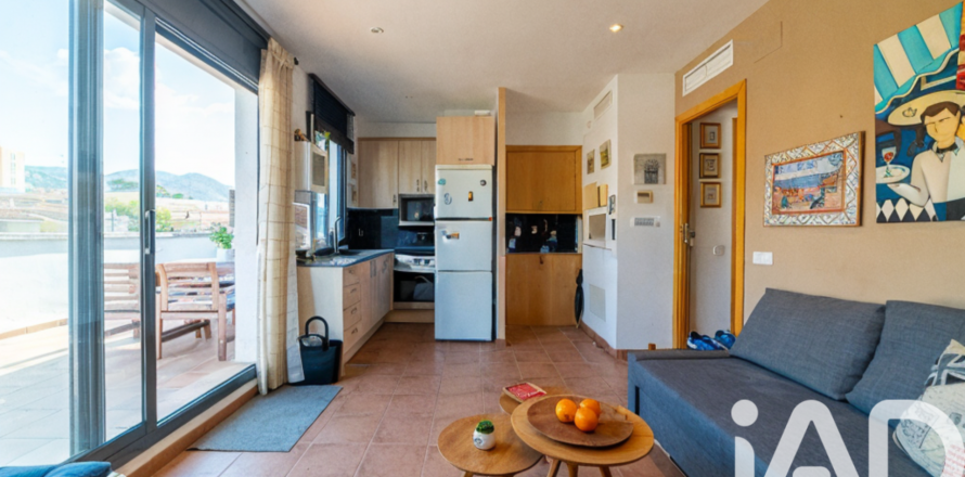 Kattohuoneisto Sitges, Barcelona, Espanja 2 makuuhuonetta, 73 m2 No. 152854