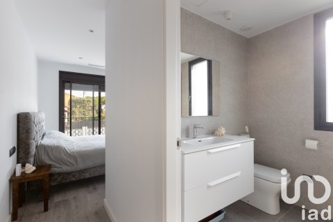 Продажа дома в Премия де Дальт, Барселона, Испания 4 спальни, 229м2 №152851 - фото 18