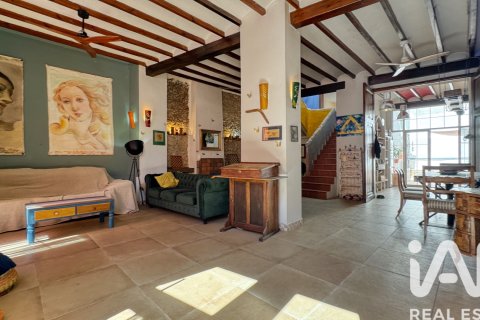 House for sale in Pego, Alicante, Spain 5 bedrooms, 288 sq.m. No. 152855 - photo 3