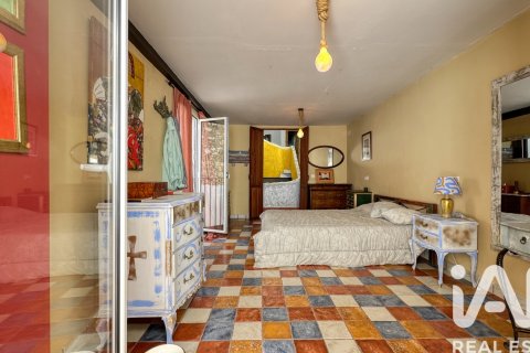 House for sale in Pego, Alicante, Spain 5 bedrooms, 288 sq.m. No. 152855 - photo 15