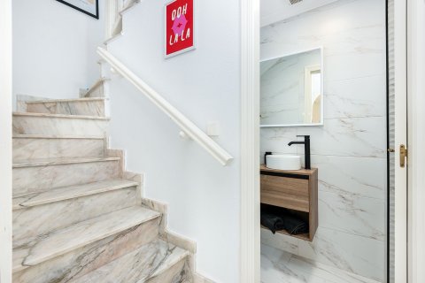 Kamienica w Cabo Roig, Alicante, Hiszpania 3 sypialnie, 105 mkw. nr 147644 – zdjęcie 29