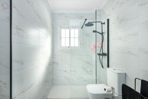 Kamienica w Cabo Roig, Alicante, Hiszpania 3 sypialnie, 105 mkw. nr 147644 – zdjęcie 10