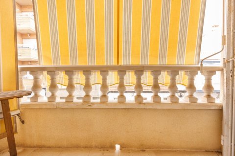 Apartment à vendre à Torrevieja, Alicante, Espagne, 4 chambres,  No. 147643 - photo 24