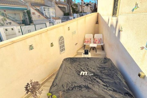 Townhouse for sale in Villamartin, Alicante, Spain 4 bedrooms,  No. 147645 - photo 24