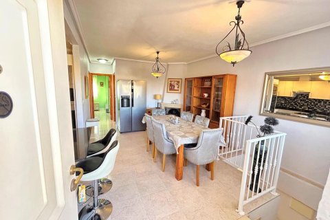 Townhouse for sale in Villamartin, Alicante, Spain 4 bedrooms,  No. 147645 - photo 12